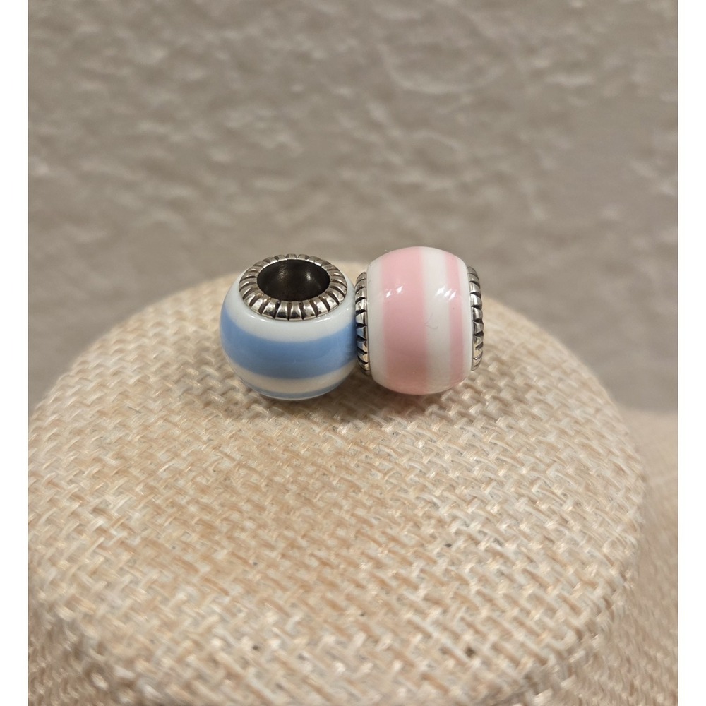 Brighton Light Blue & Light Pinkā Sugar Stripe Glass Beads J95862